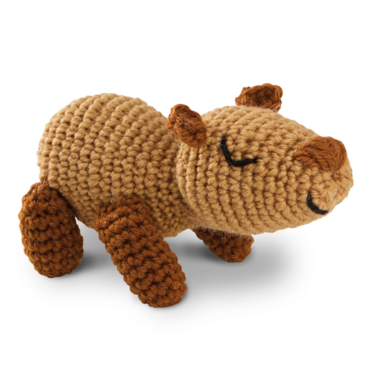 Trousse de crochet de niveau intermédiaire pour peluche amigurumi en forme de capybara de Loops & Threads